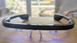 Lunettes de luminothérapie AYO+ Carbon Black, idéales contre le jet lag en voyage